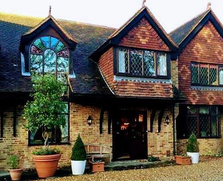 ウィナーズ Tudor Place Bed & Breakfast エクステリア 写真