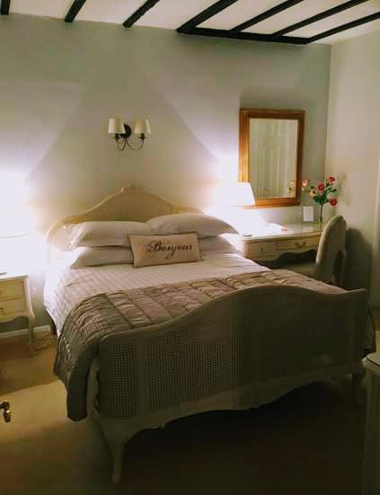 ウィナーズ Tudor Place Bed & Breakfast エクステリア 写真