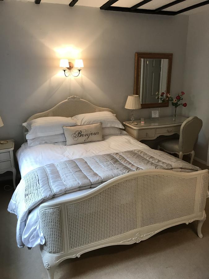 ウィナーズ Tudor Place Bed & Breakfast エクステリア 写真